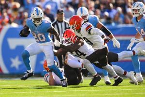 FOOTBALL-NFL-TEN-CLE/