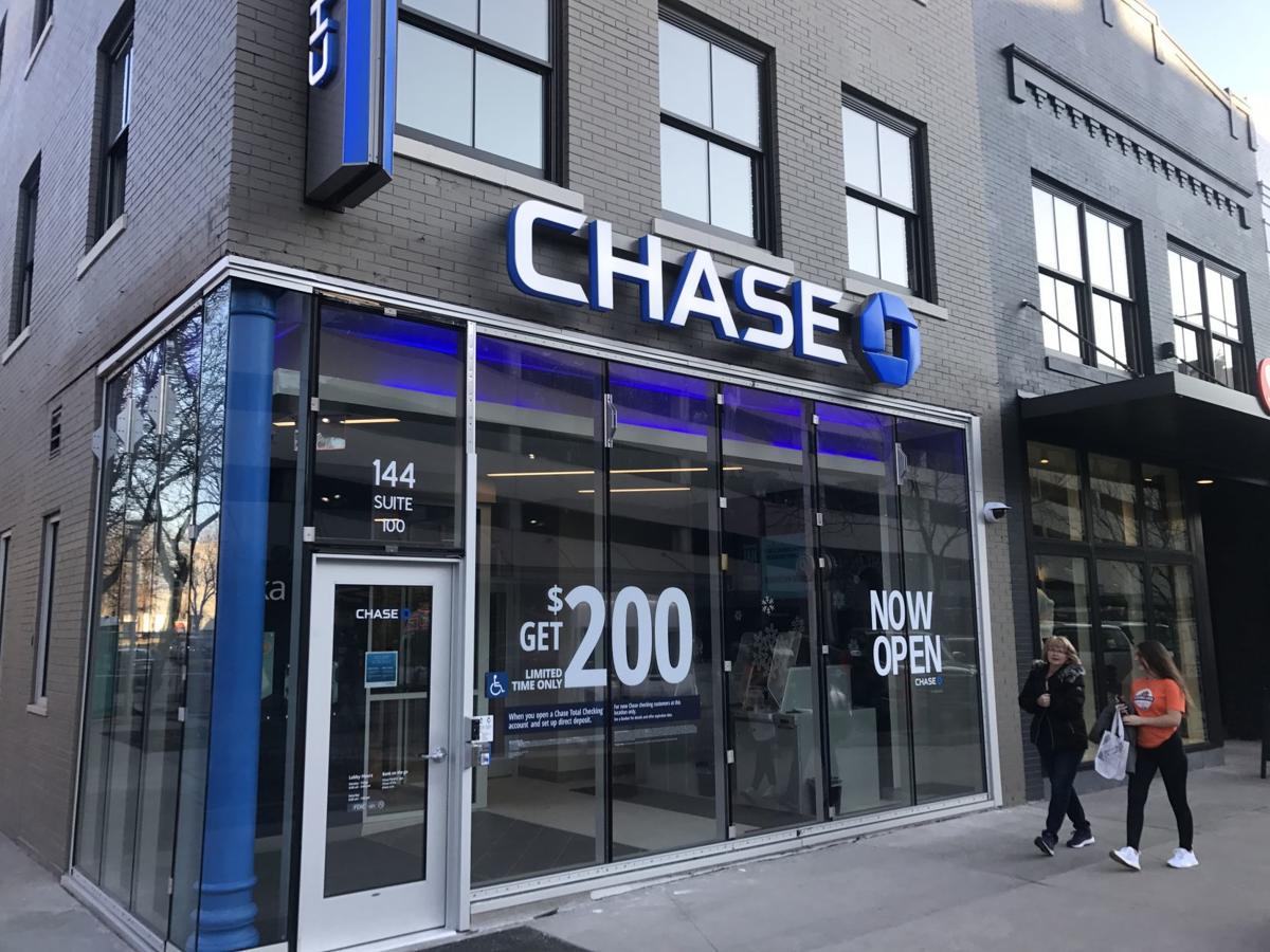 Branch Banks Are Not A Thing Of The Past Chase Bank Says Money