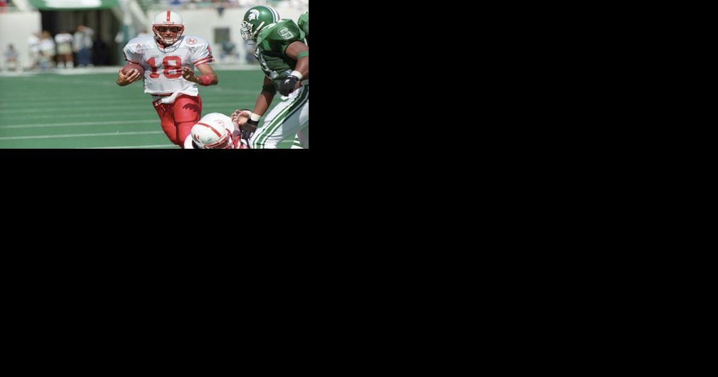 Reminisce on the life and death of former Nebraska QB Brook Berringer - Vimarsana News