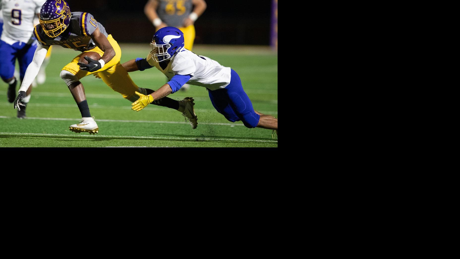 Photos: Bellevue West football defeats Omaha North | NE Prep Zone