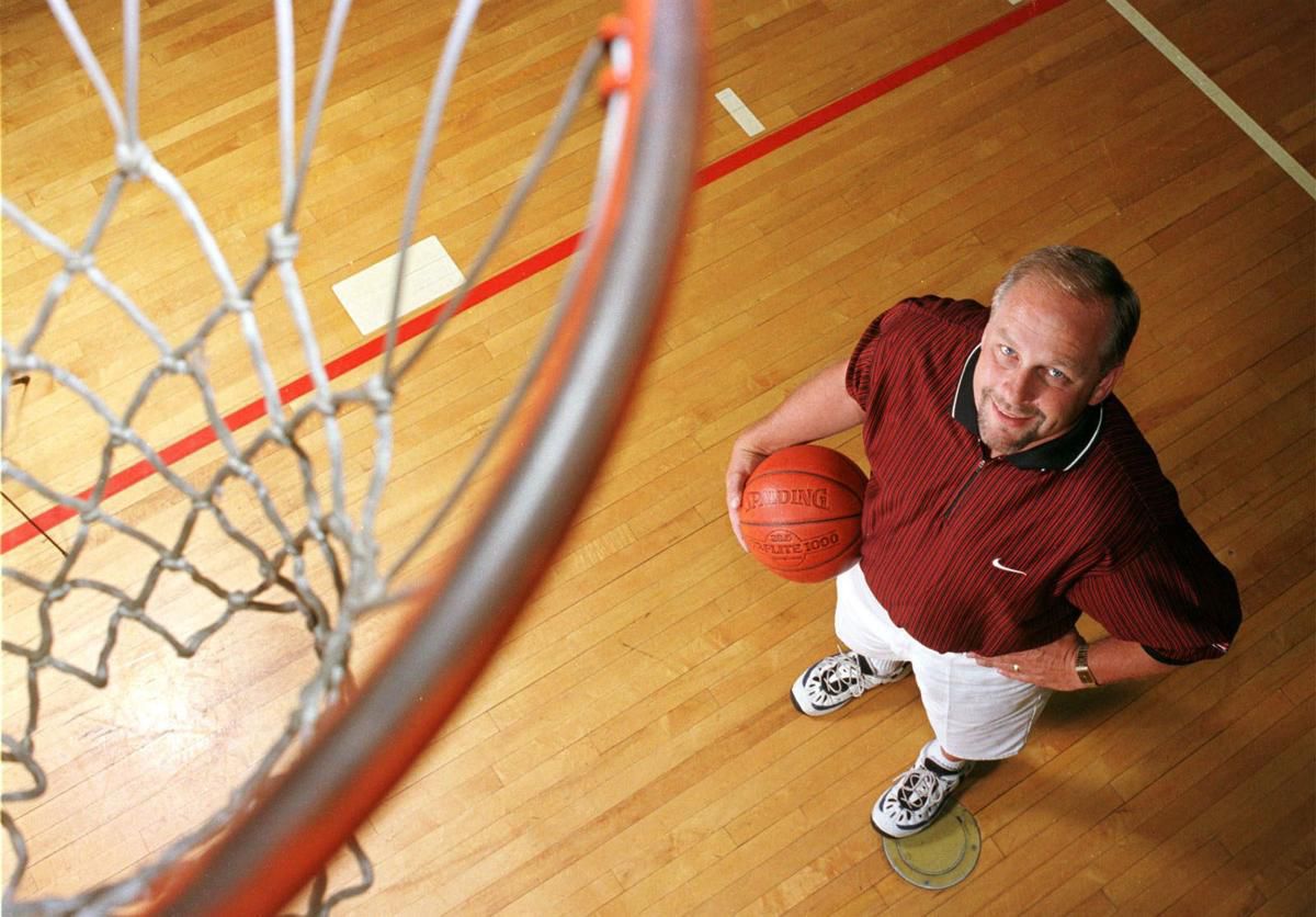 Auburn s Jim Weeks has claimed another title high school boys