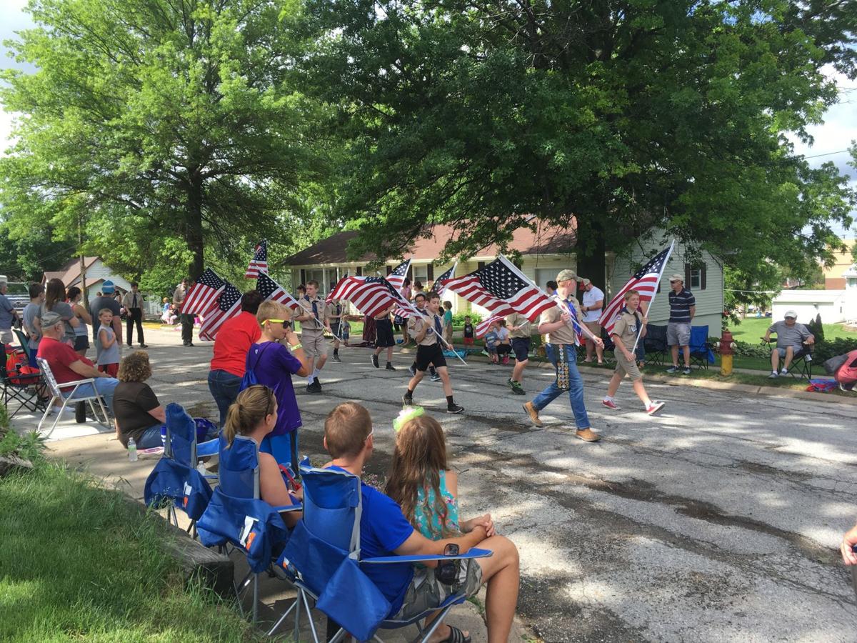 Elkhorn Christmas Parade 2022 At Elkhorn Days parade, several hundred celebrate area that's grown 'in Elkhorn Christmas Parade 2022 At Elkhorn Days parade, several hundred celebrate area that's grown 'in