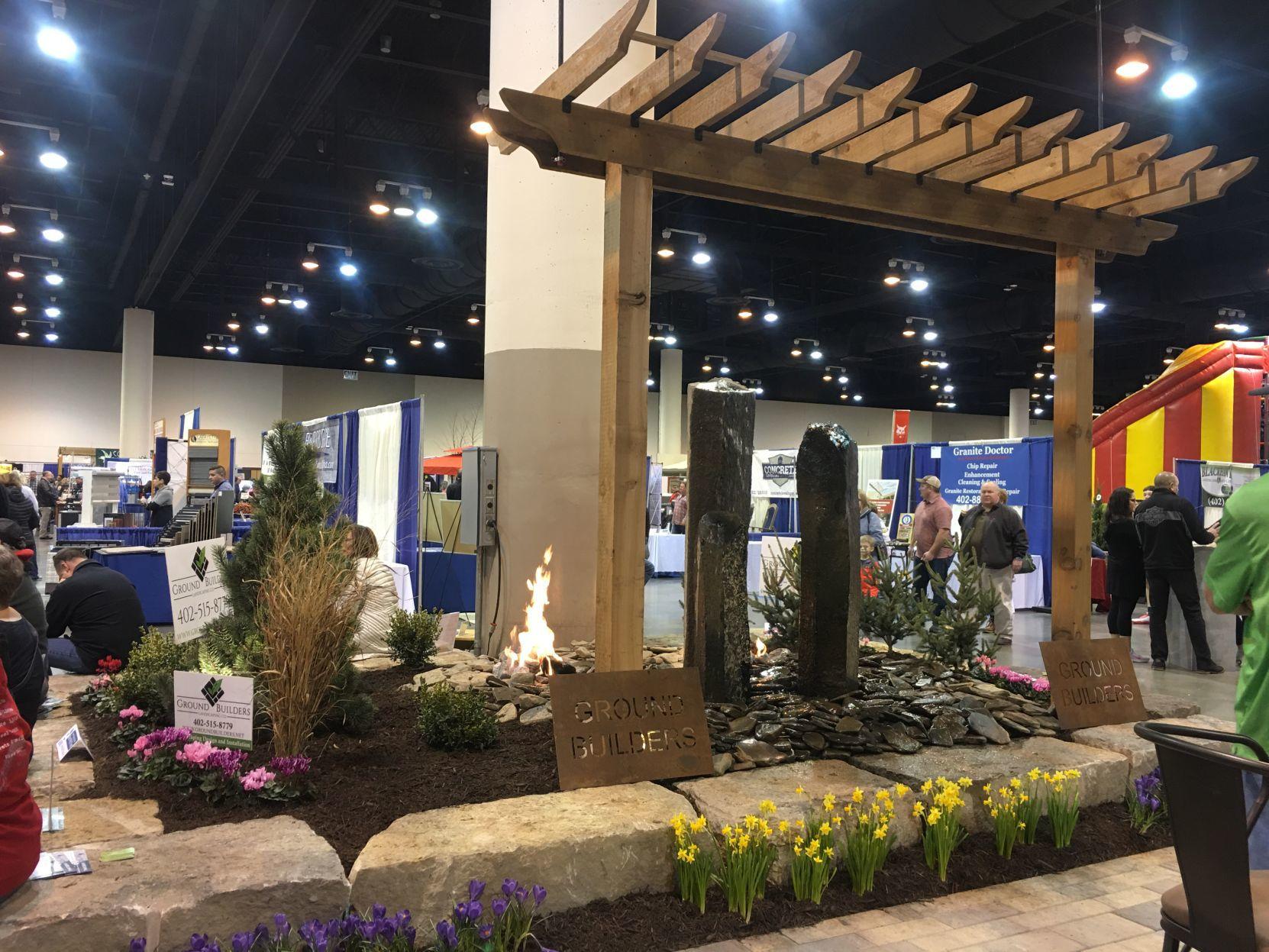 Sunny Skies Greet Omaha Expo Visitors Ready To Start Their Home And Garden Projects Local News Omaha Com