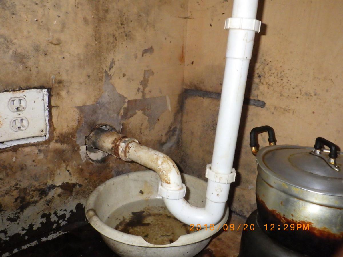 Landlord Of Squalid Omaha Apartments Wants To Keep Security Deposits Of Evacuated Tenants Latest Headlines Omaha Com