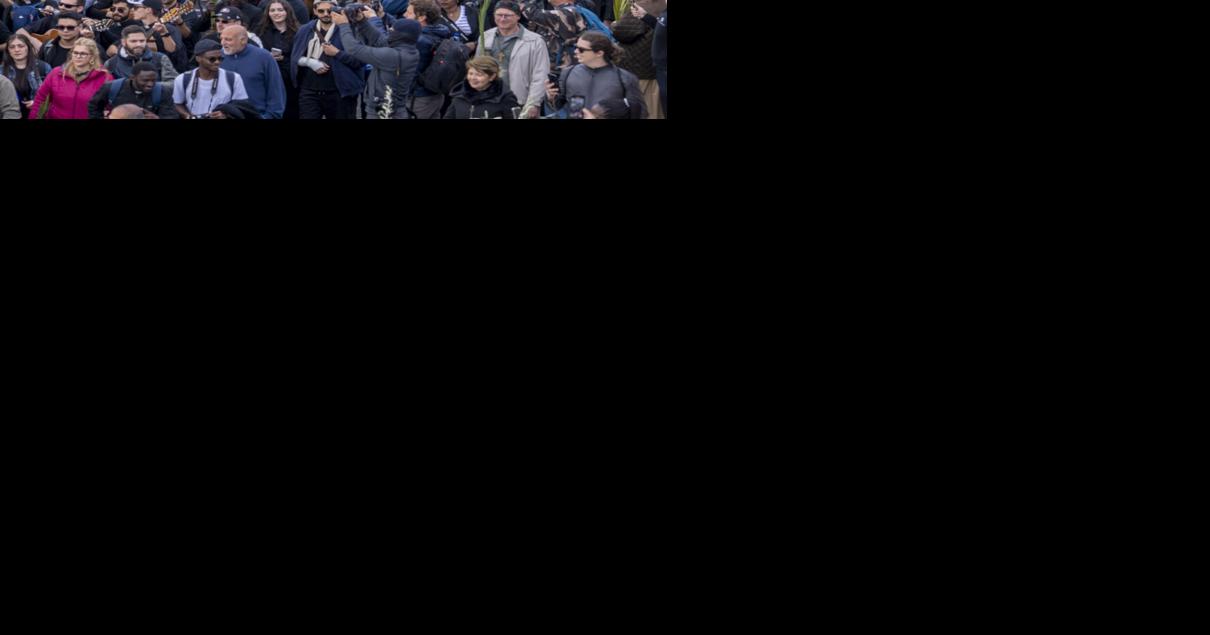 Christian faithful mark Palm Sunday in Jerusalem amid war