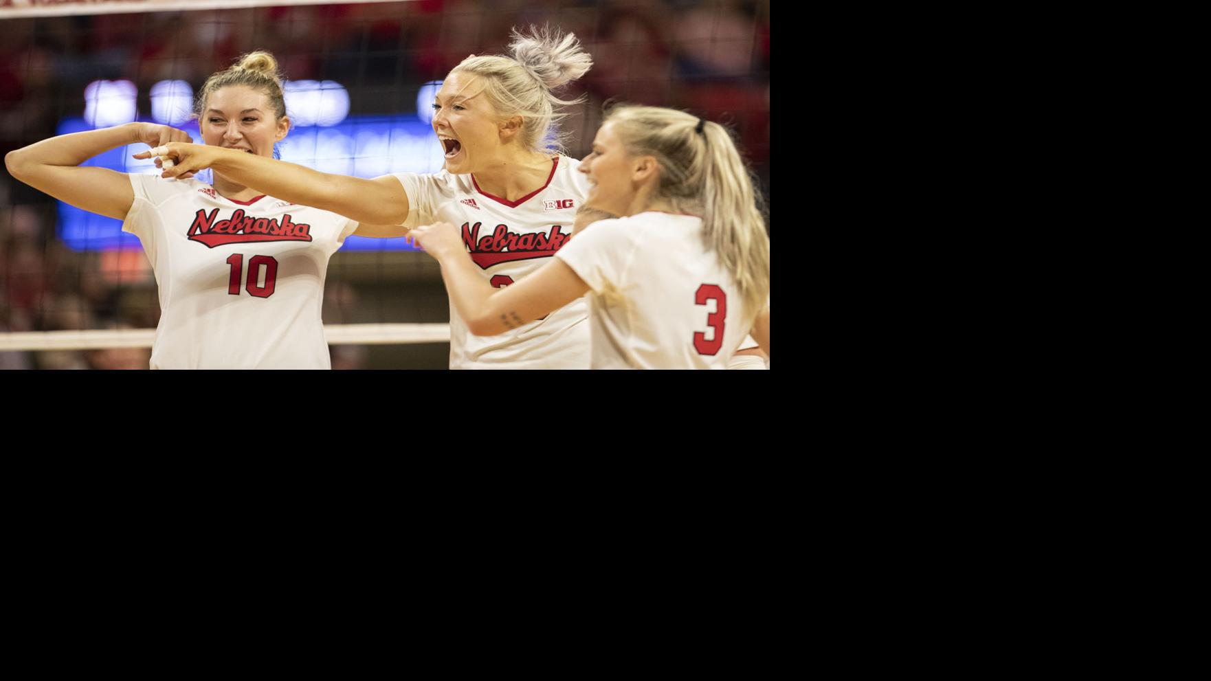 Nebraska Volleyball Defeats Creighton To Earn 19th Straight Win