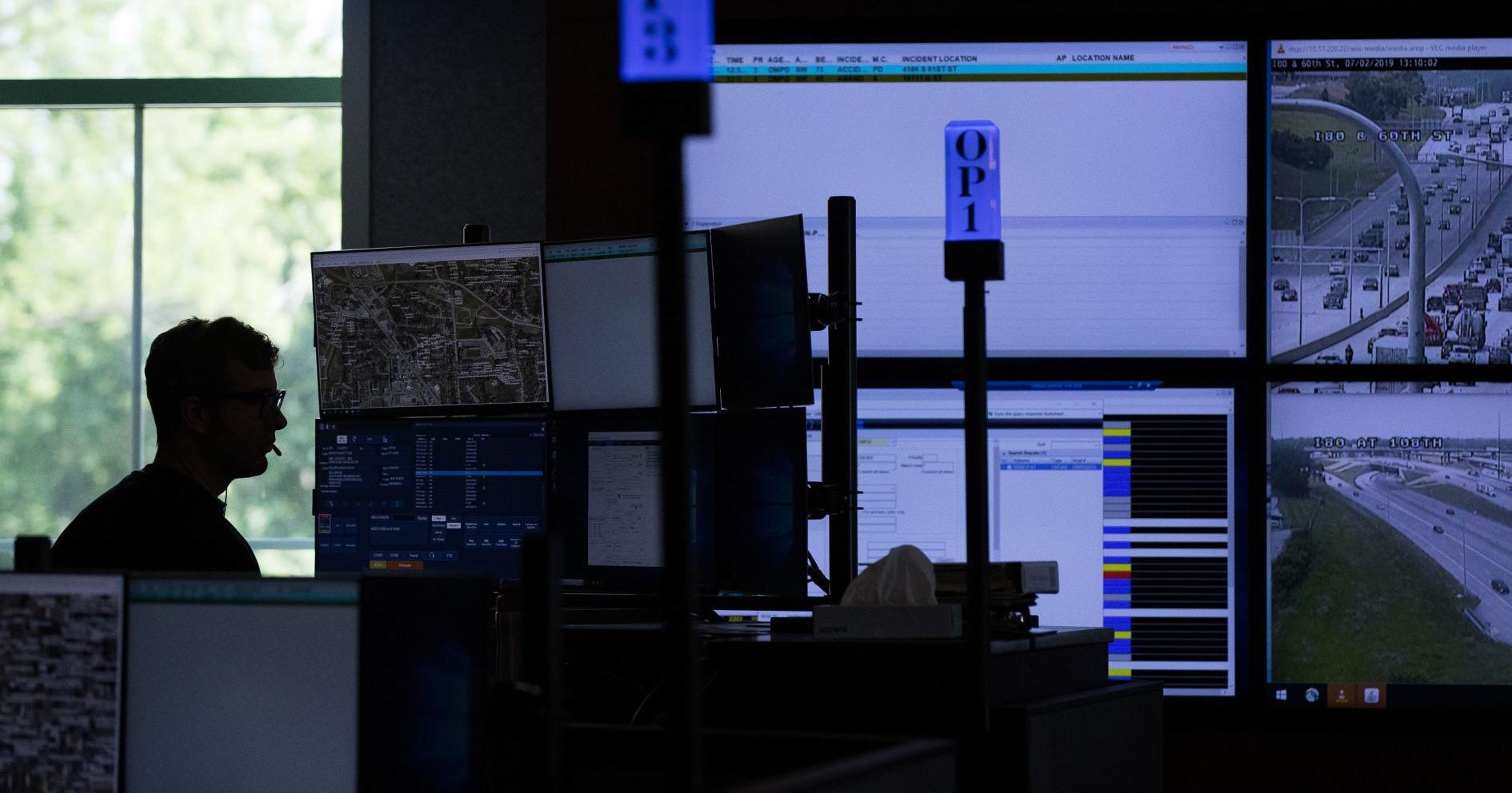 Hiring of deputy 911 director may mean Omaha quits 911 agreement with Douglas County - Vimarsana News