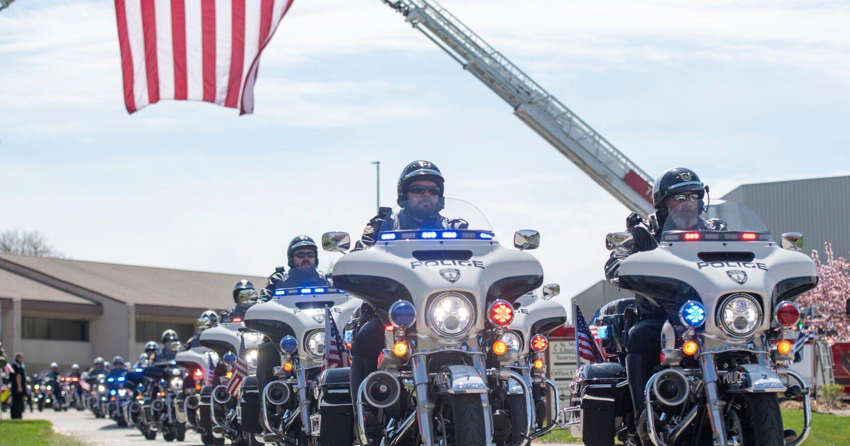 Hundreds gather at funeral for fallen Ceresco officer - Vimarsana News