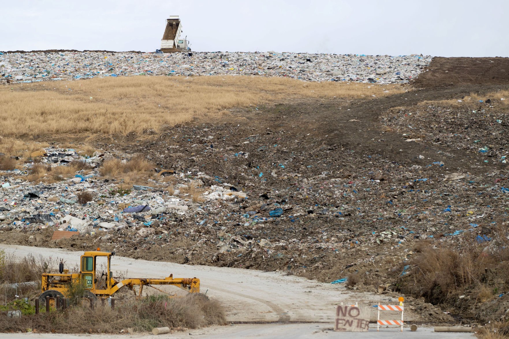 Sarpy County Landfill Is Shutting Down After Years Of Complaints, But ...