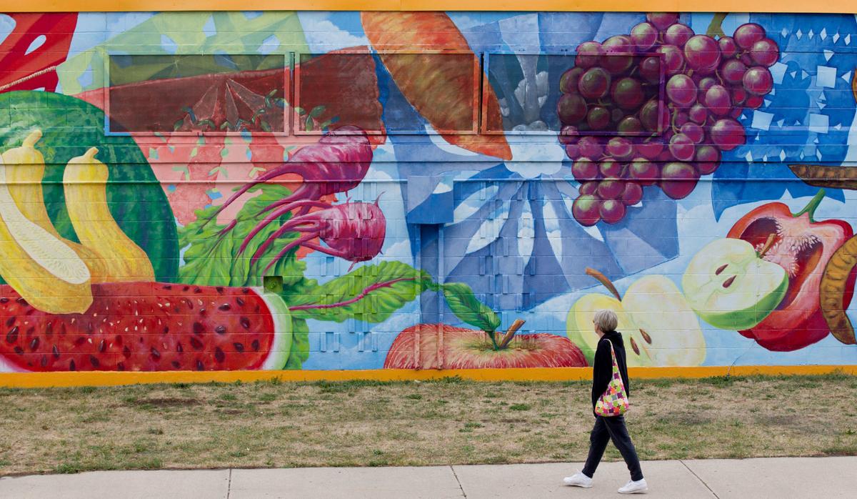 Photos Thought Provoking Murals Enrich Omaha Walls And Buildings