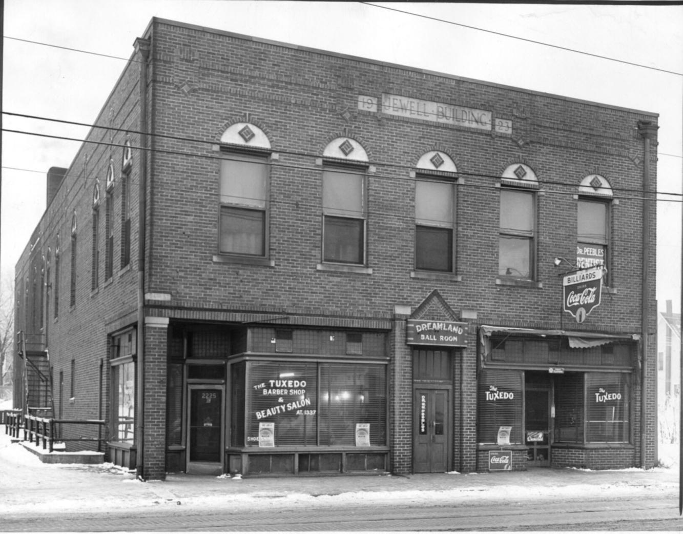 1920s Omaha moving pictures, 'scandalous' dances, radio and other