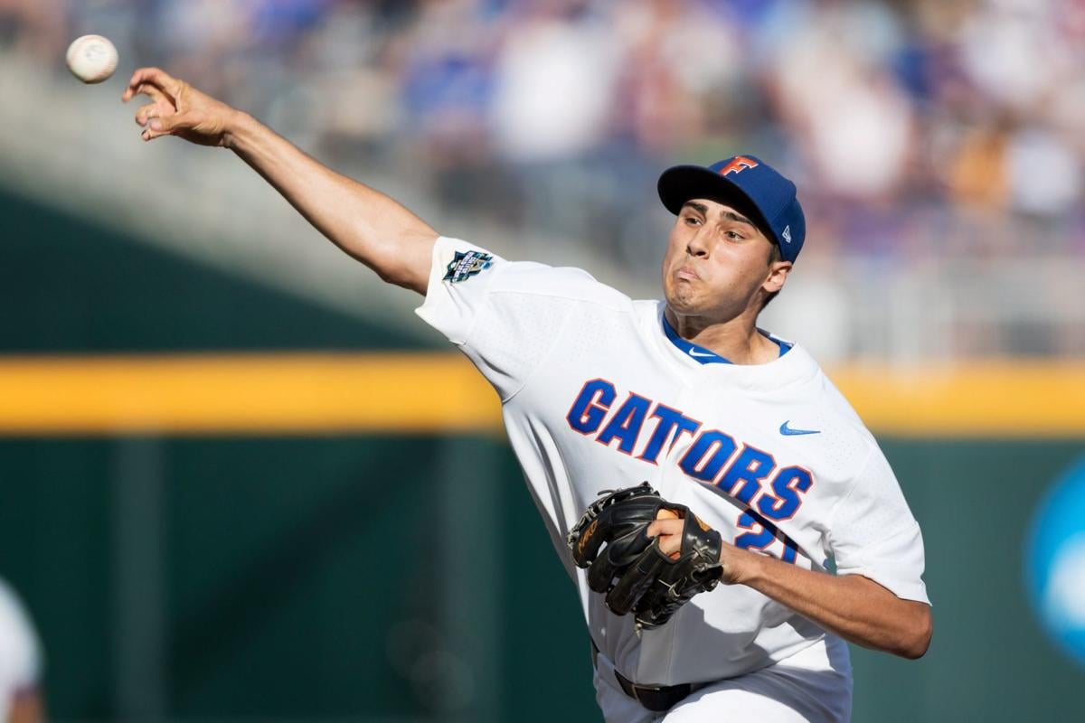 Porn pictures - College players swinging the omaha Top Porn Images Cunt wars porn