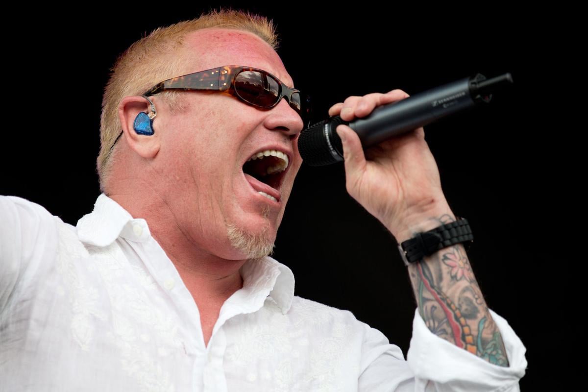 Smash Mouth guy is coming to town to sing Smash Mouth songs alone