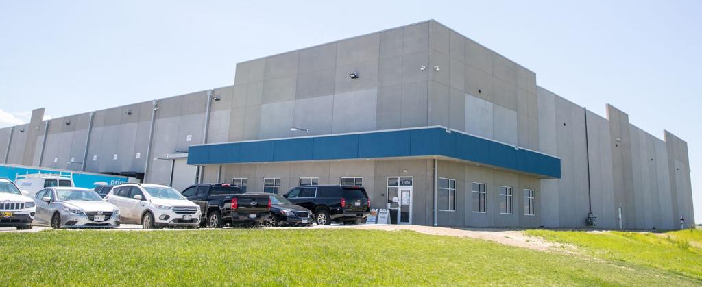 Amazon S Sarpy County Facility Is Part Of Its Plan To Deliver Your Packages Faster Money Omaha Com