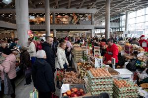 US resumes immigrant visa processing for Hungary, Poland