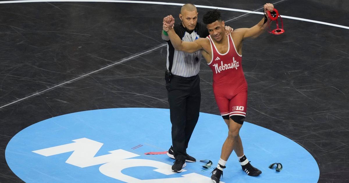 Ridge Lovett und Antrell Taylor vom Ringerteam Nebraska holen NCAA-Titel; ...