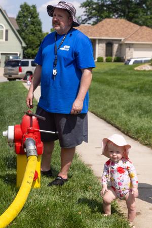 060326-owh-new-hydrants-jc-12.JPG