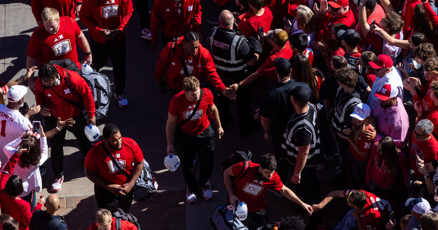 Nebraska fully healthy but Northwestern minus its quarterback ahead of kickoff Nebraska fully healthy but Northwestern minus its quarterback ahead of kickoff