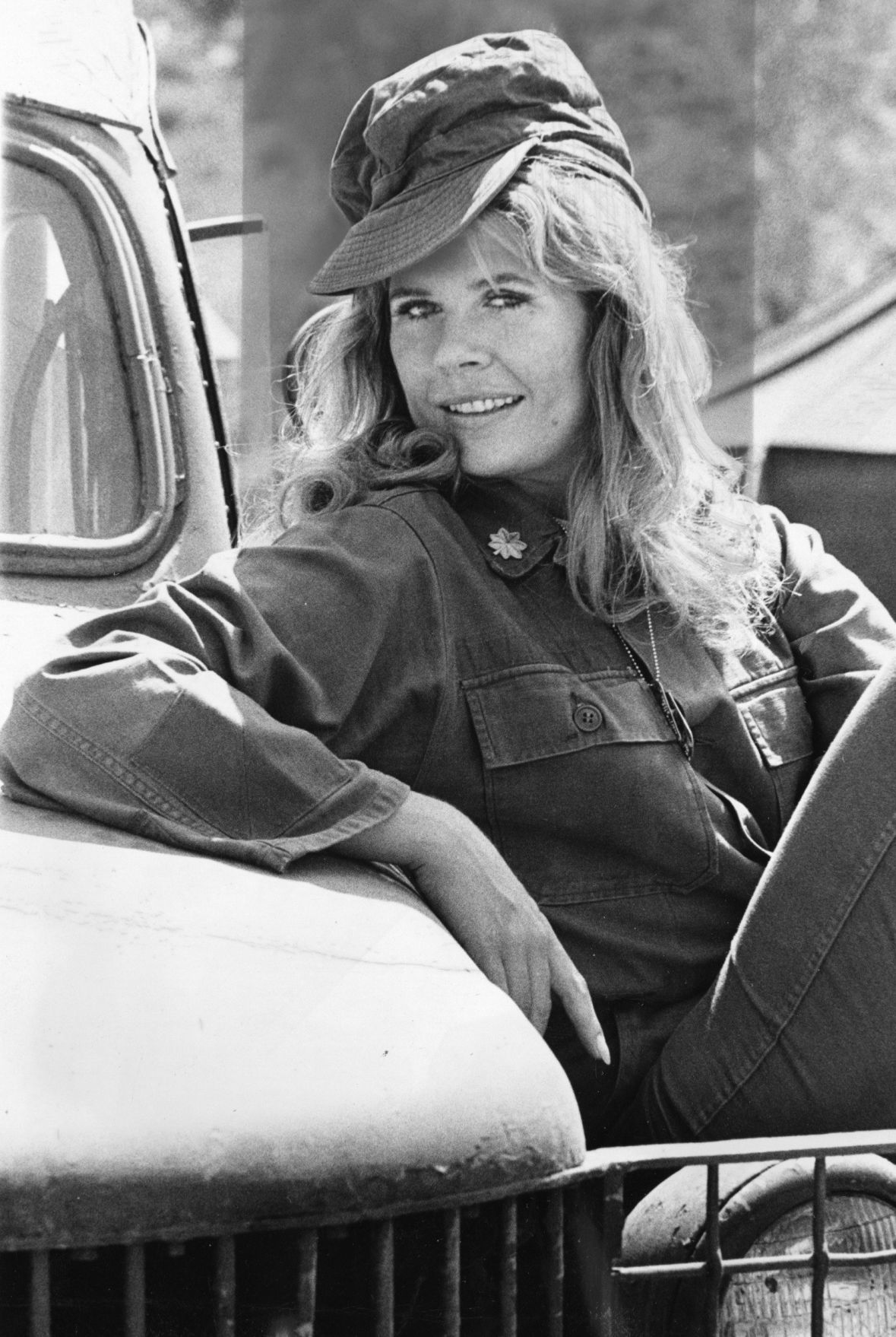 M A S H Star Loretta Swit Proud To Accompany Phenomenal Nebraska Women On Last Flight Of Honor Local News Omaha Com