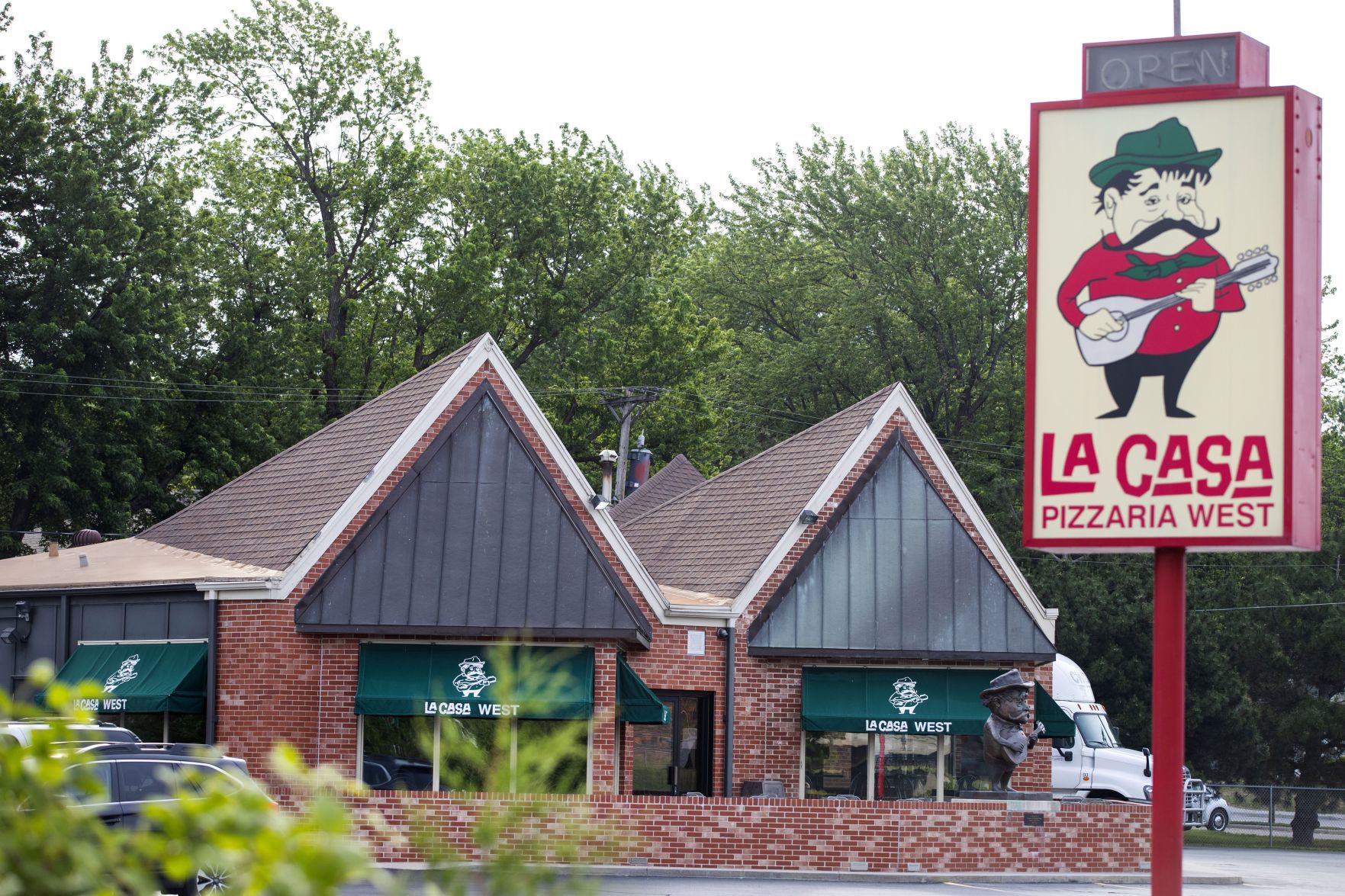 La Casa Pizzaria is coming to west Omaha with its first new