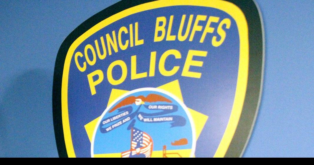 Woman injured in Council Bluffs carjacking that led to police pursuit