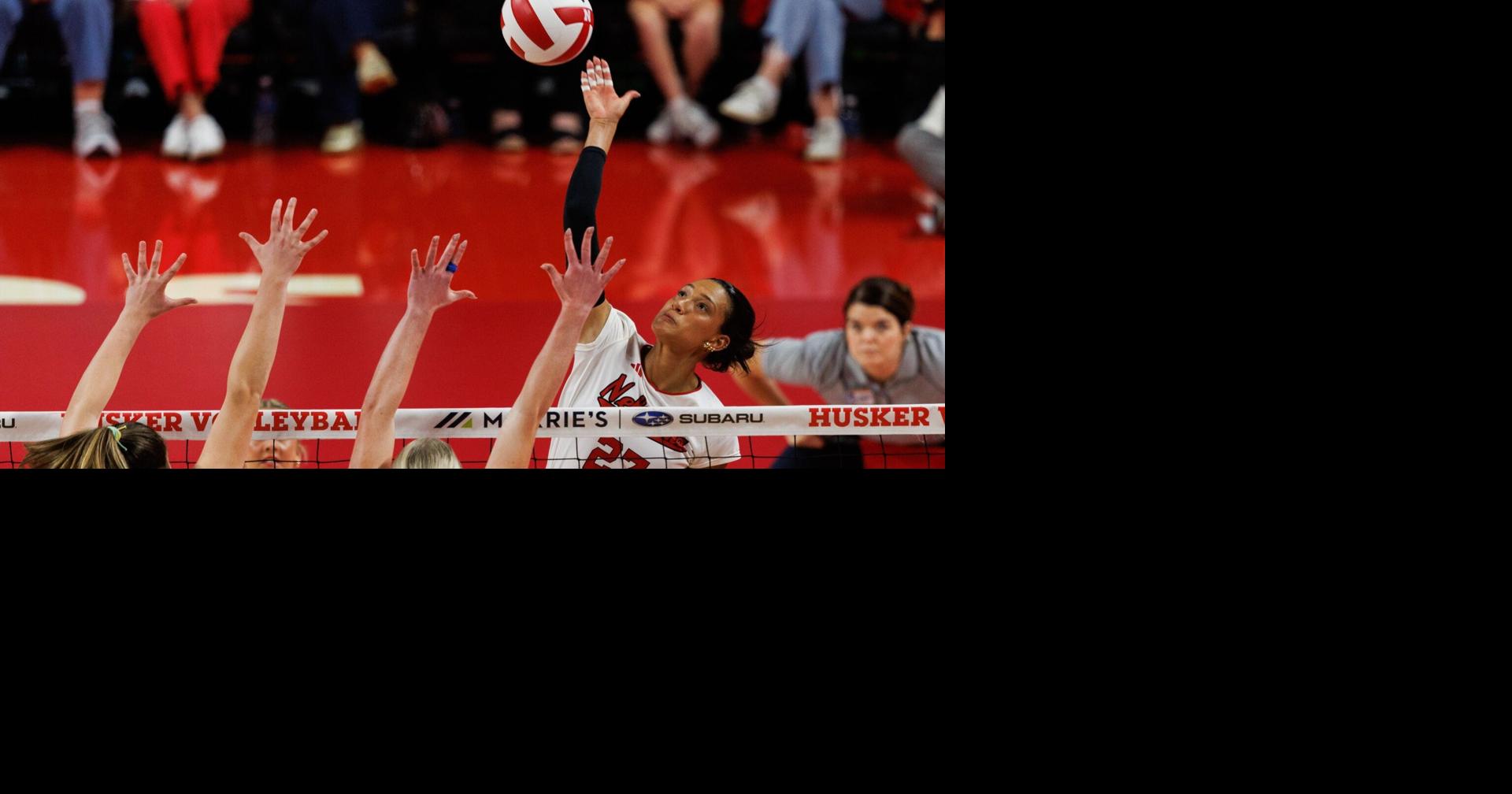 Saturday night showdown: It's No. 1 Nebraska volleyball vs. No. 7 Wisconsin