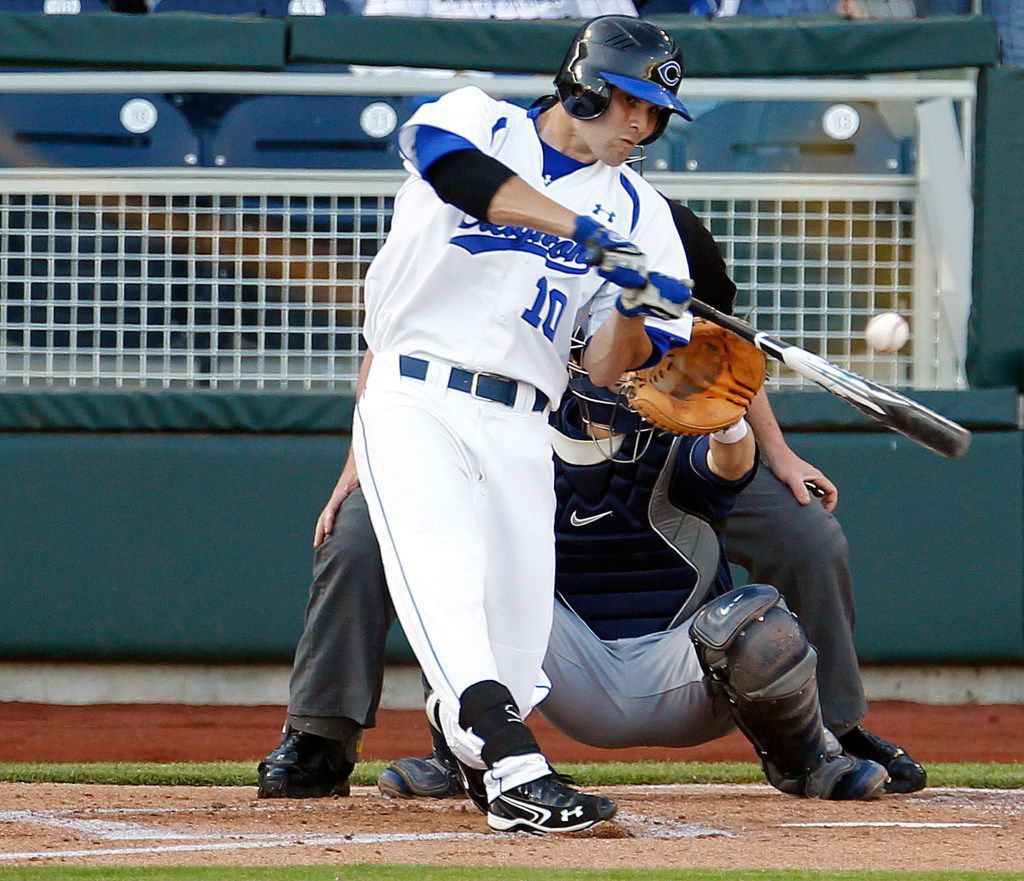 Rays re-commit to catcher Mike Zunino