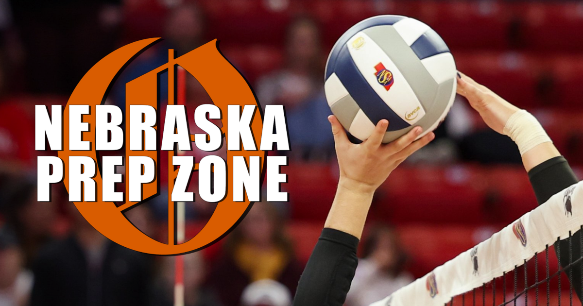 Reds schlagen die Blues im All-Star-Volleyballspiel der Nebraska Coaches ...
