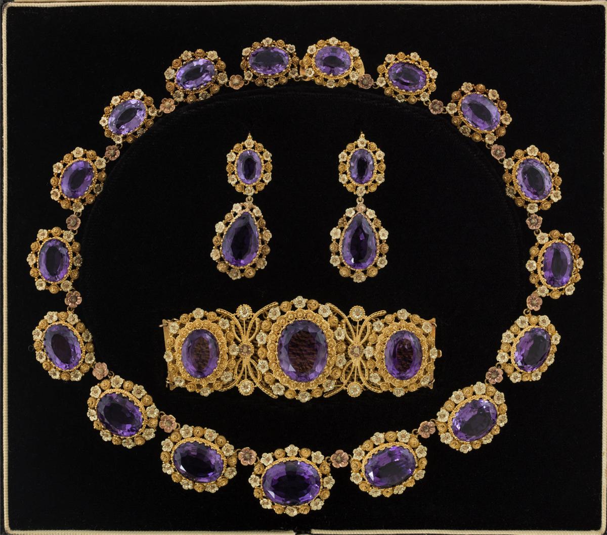 Joslyn Art Museum's French jewelry exhibit showcases four centuries of