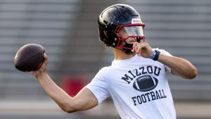 060926-owh-spo-milsouthpractice-cm-10.JPG
