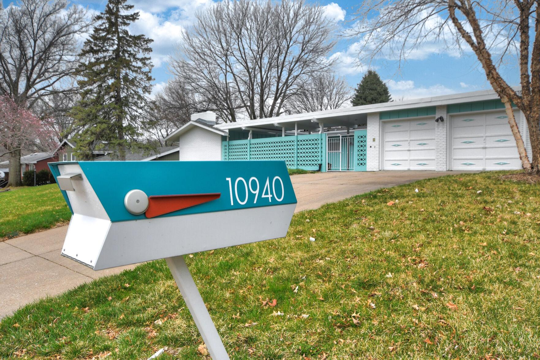 Midcentury modern home in northwest Omaha a blast from the past
