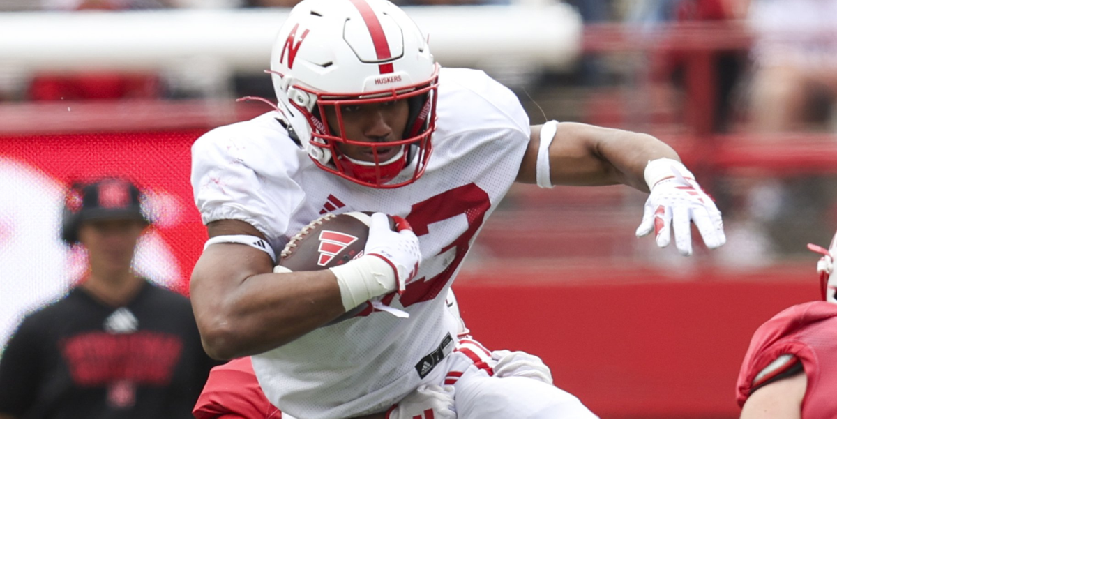 Trainingsbericht des Footballteams Nebraska: Transferback macht einen ...