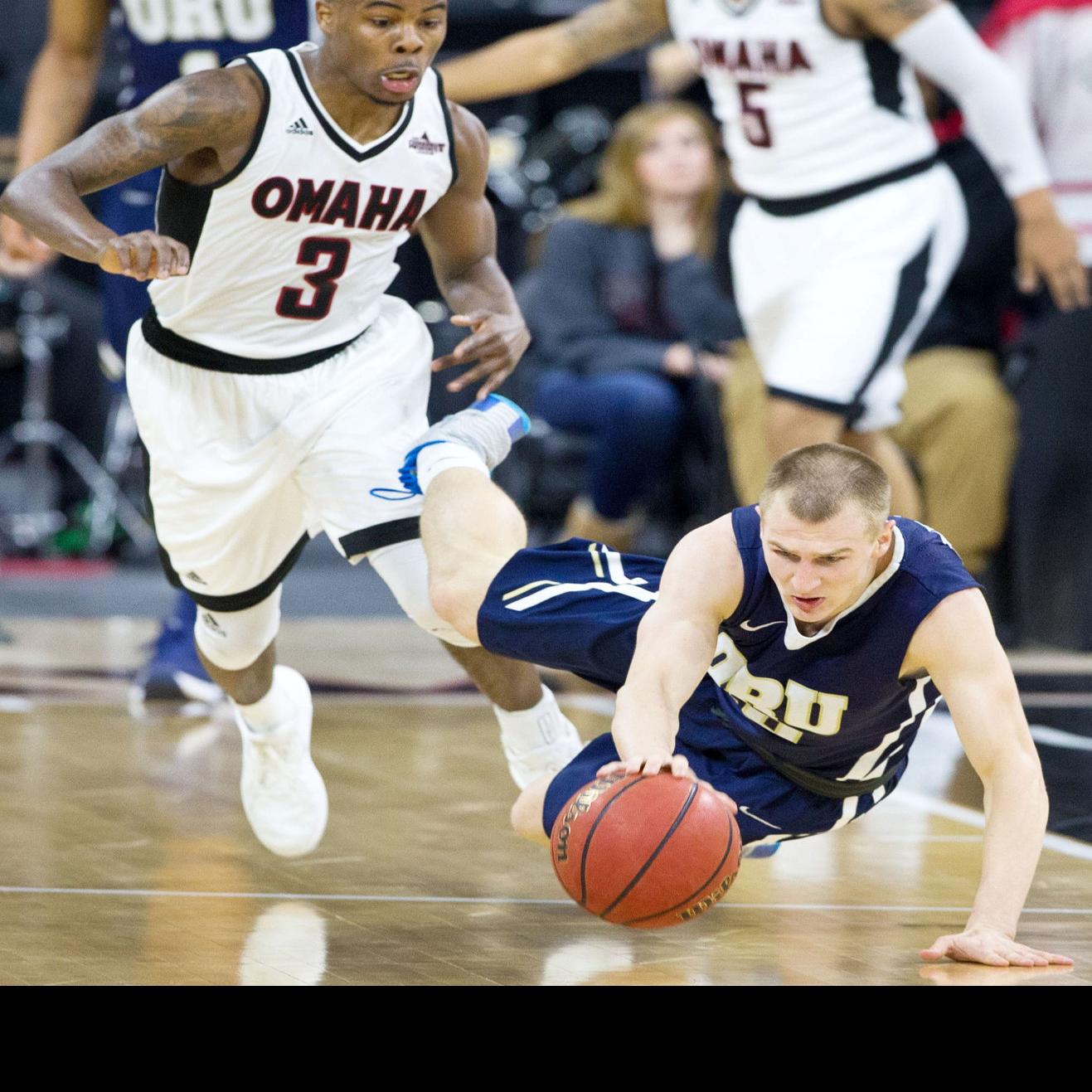 Norfolk Grad Jalen Bradley Who Will Play Creighton And Uno With