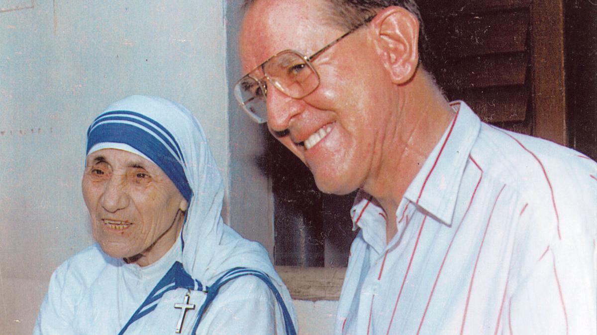 Kelly From Mother Teresa To A Liberian Dictator Nebraska Priest Has Lived Life Of Service All Over The World Latest Headlines Omaha Com