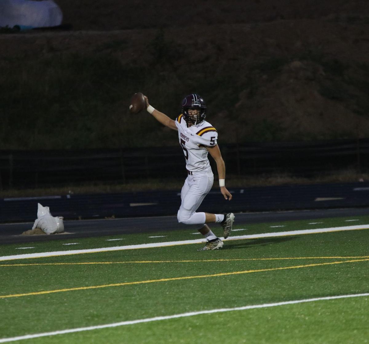 Papio Uses Offensive Outburst To Spoil Gretna S Homecoming