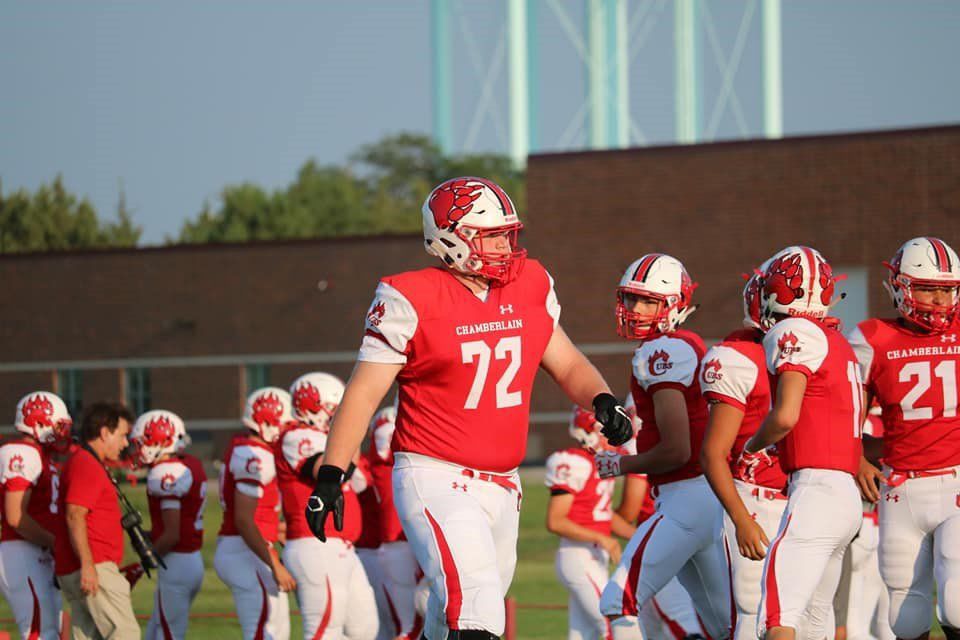 South Dakota defensive tackle Nash Hutmacher commits to Nebraska