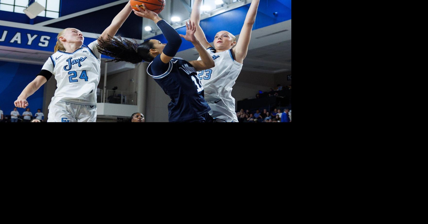 Die Damen-Basketballmannschaft von Creighton kann mit dem Training ...