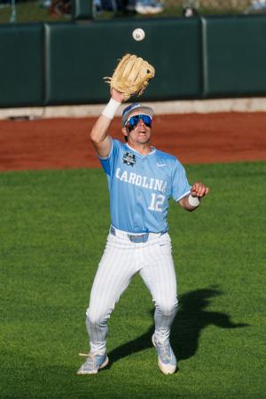 061226-owh-spo-cwsgametwo-14.JPG