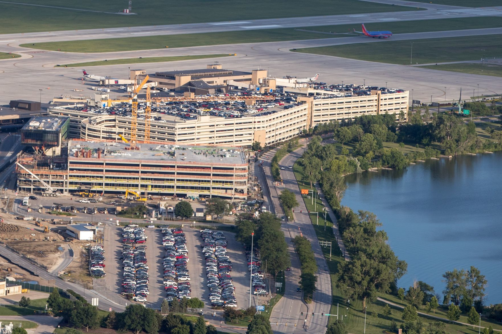 Omaha S Eppley Airfield Hits Another Traffic Record Next Up Planning   5b36811cf34fd.image 