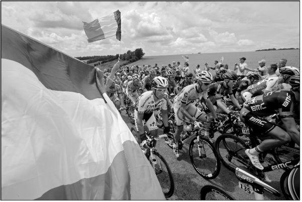Nibali On Top Others Stumble Before Rough Road Articles Omaha Com