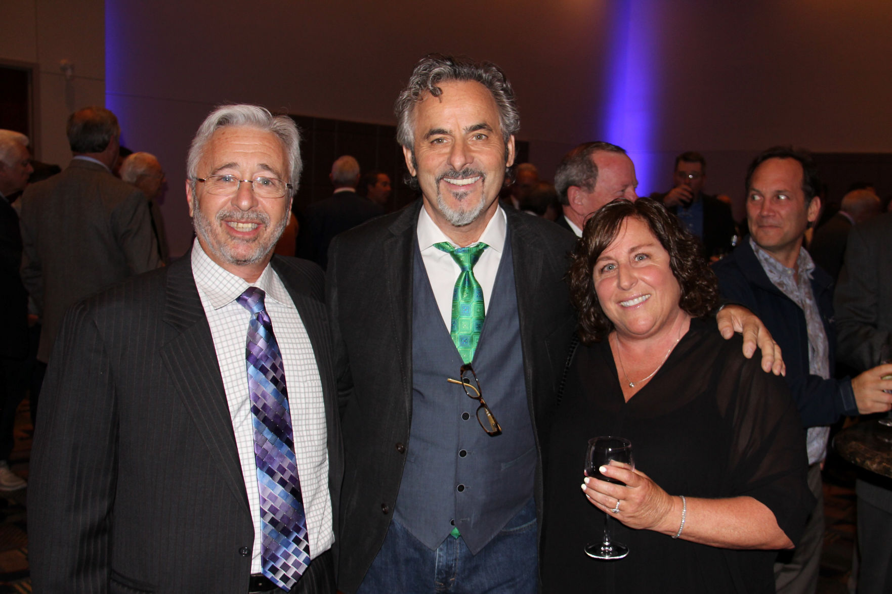 Omaha banquet honors two standout student athletes, raises more than $150000