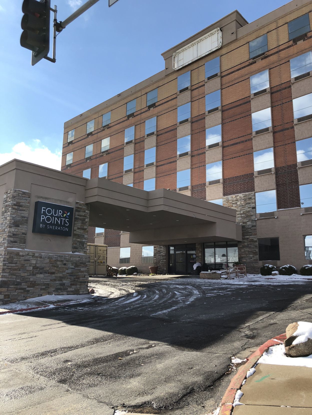 Hotel off 30th and Dodge to get another new name and renovation as