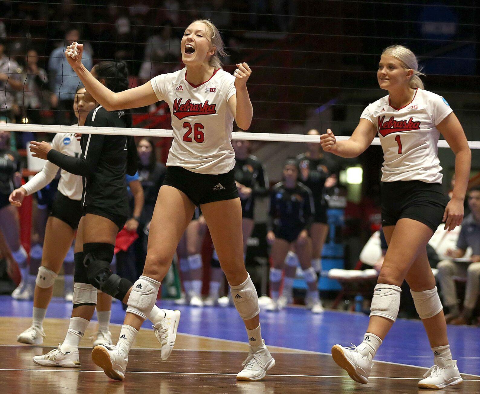 Middle blocker Ayden Ames commits to Nebraska volleyball
