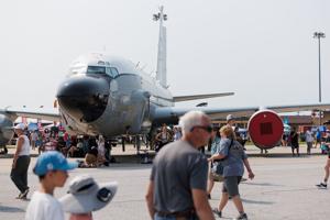 080826-owh-new-airshow-nf-09