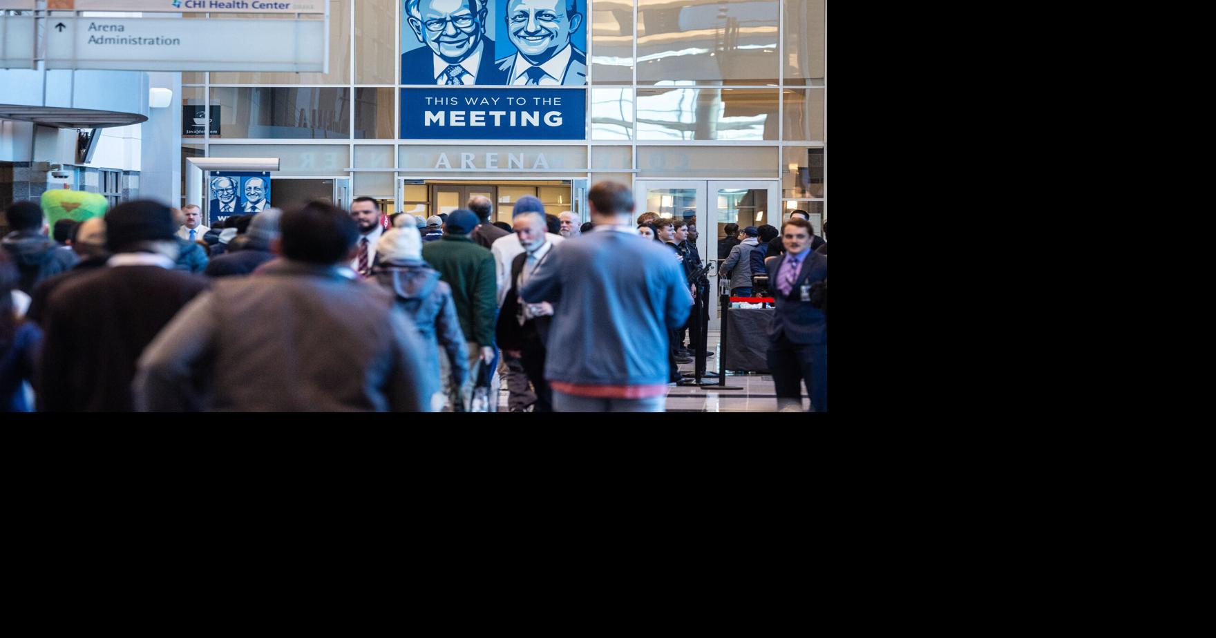 New Berkshire Hathaway CEO headlines Omaha shareholder meeting as Warren ...