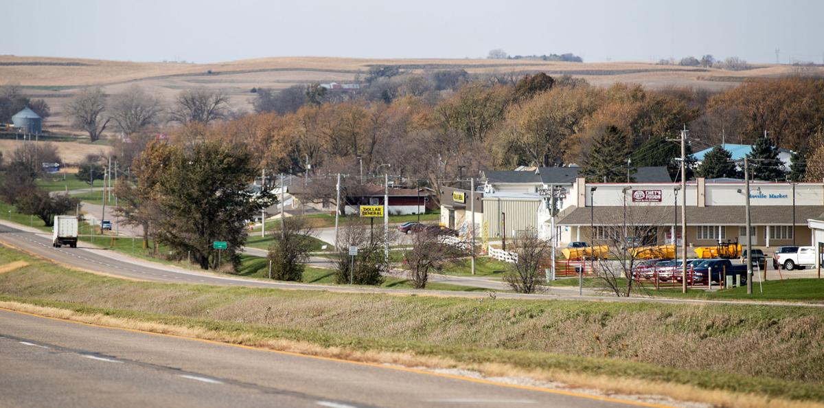 Dollar General Is Expanding In Rural Midwest Presenting A Threat