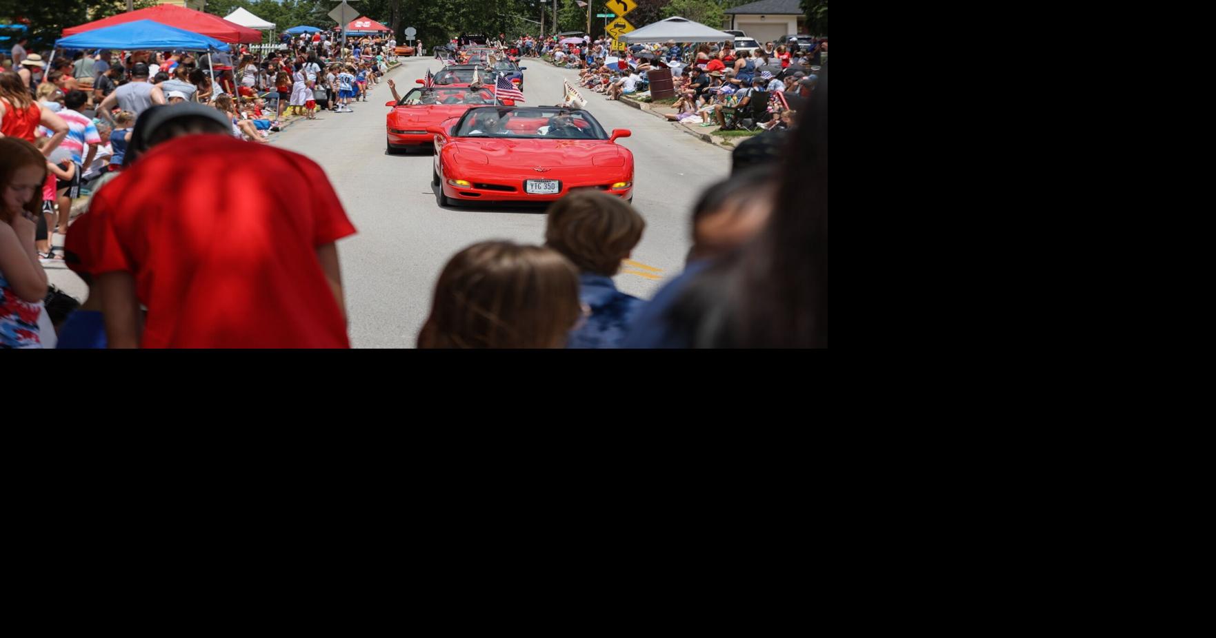 'A pretty cool tradition' Thousands line Ralston's streets for