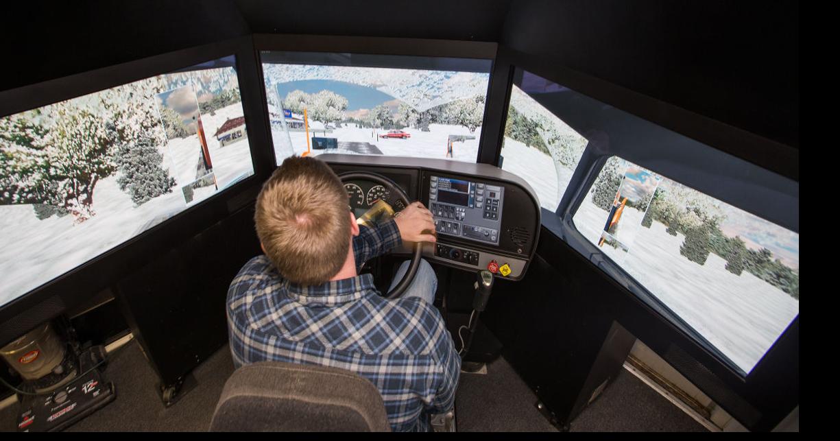 Training in $100,000 mobile simulator helps keep snowplow drivers ...
