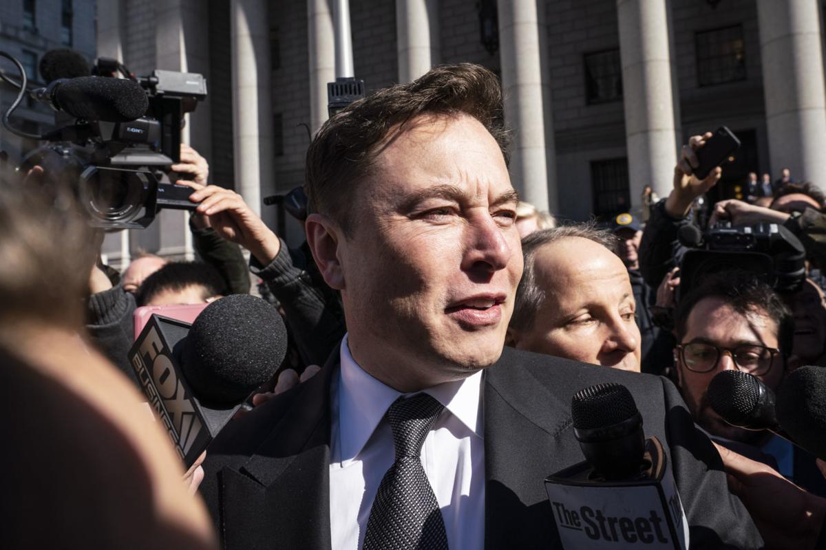 Musk, SEC get more time to solve spat over Tesla tweets