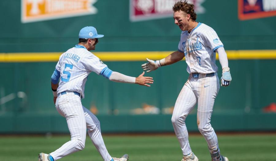 On Father's Day, UNC's Vance, Bobby Honeycutt continue rare CWS father-son tradition
